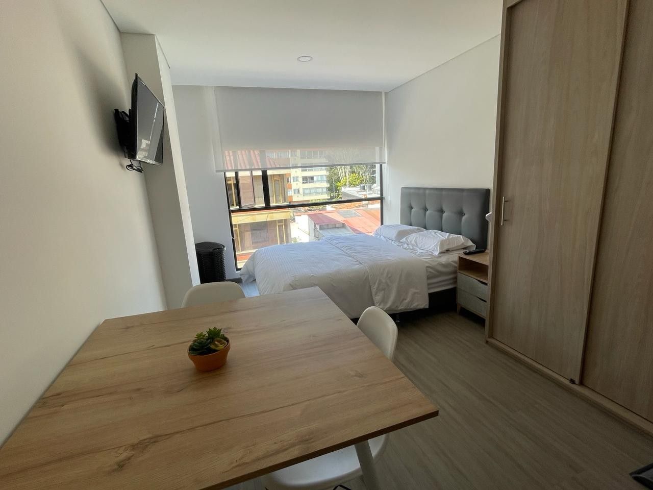 Apartaestudio en arriendo Cundinamarca Bogotá Nuevo Contry 22 m2 Habitaciones 1 Baños 1 Garajes 1 Precio $2000000