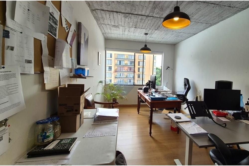 Oficina en venta Cundinamarca Bogotá Santa Barbara Occidental 28 m2 Habitaciones 0 Baños 1 Garajes 0 Precio $140000000