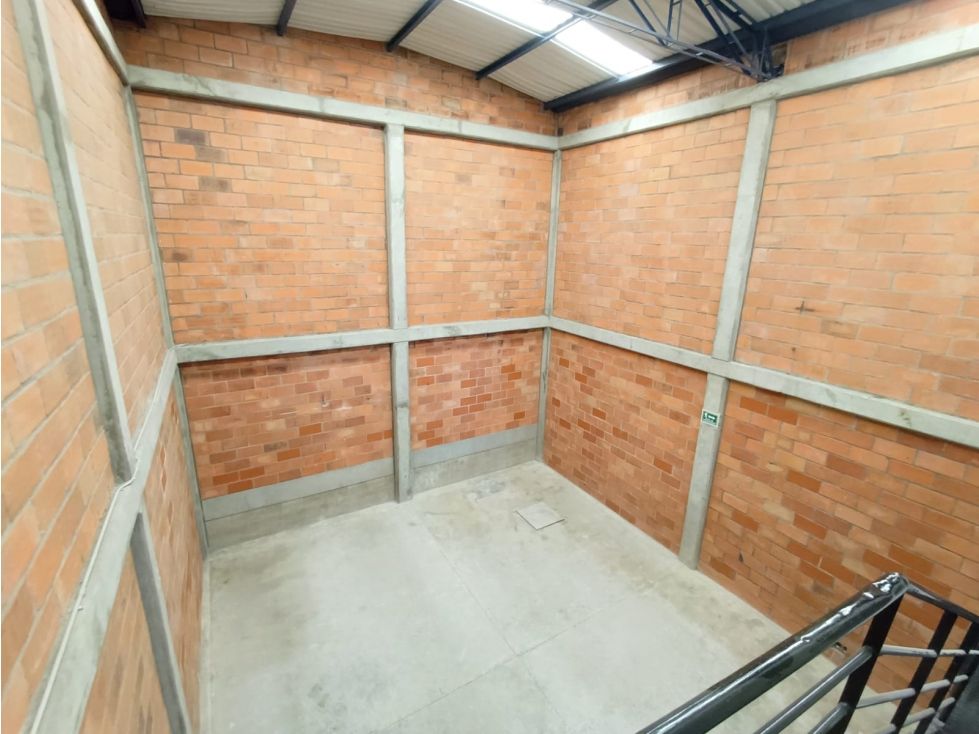 Bodega en arriendo Antioquia Rionegro Rionegro 225 m2 Habitaciones 0 Baños 3 Garajes 2 Precio $9000000