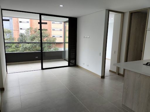 Apartamento en arriendo Antioquia Envigado El Chinguí 76 m2 Habitaciones 2 Baños 2 Garajes 2 Precio $4100000