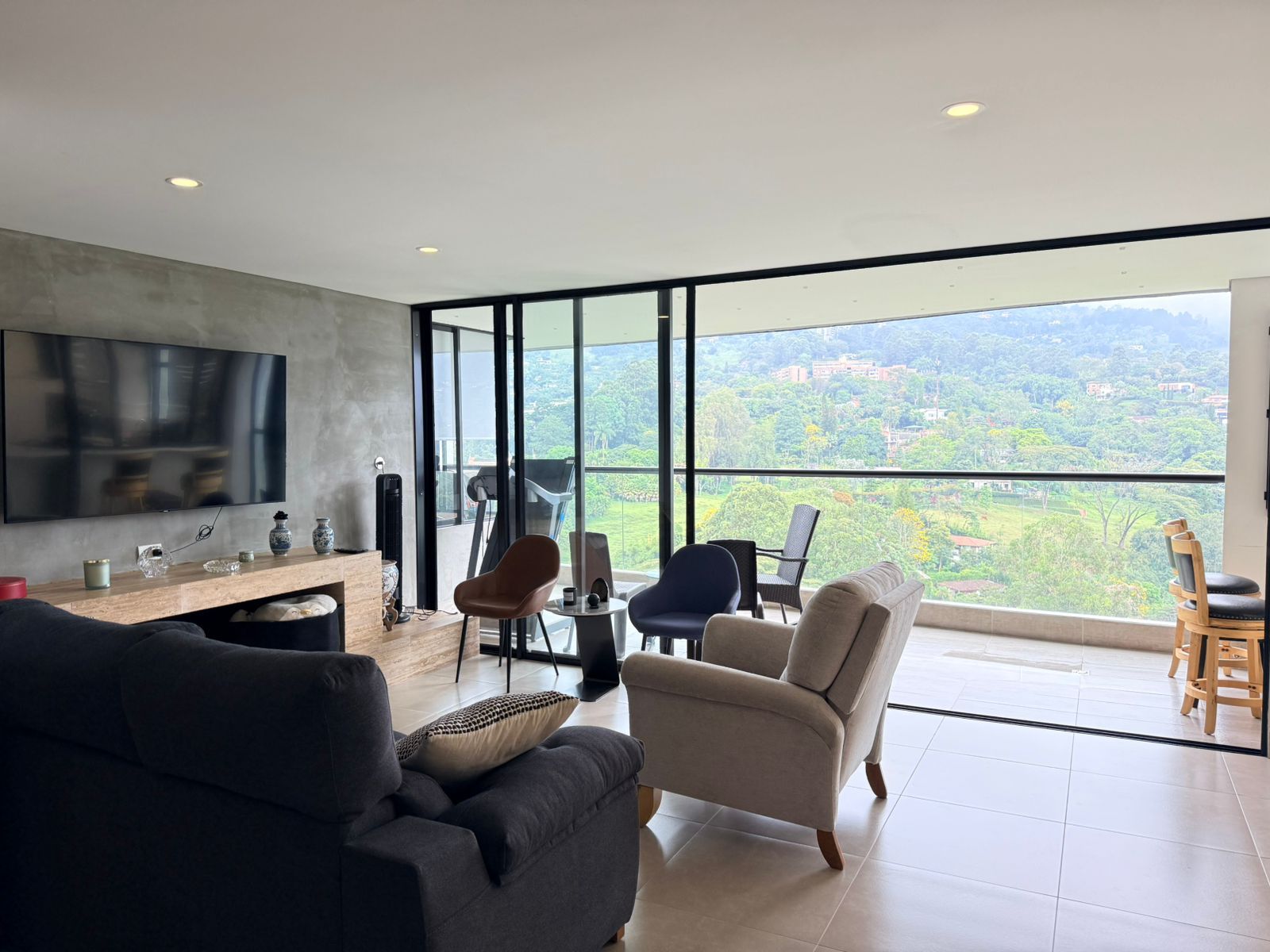 Apartamento en venta Antioquia Envigado La Mesa 116 m2 Habitaciones 2 Baños 3 Garajes 2 Precio $1100000000