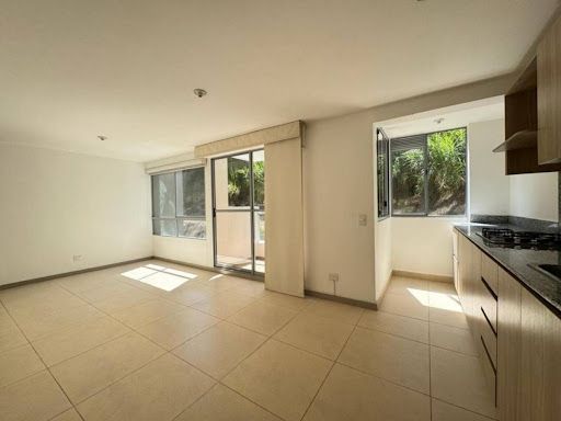 Apartamento en arriendo Antioquia Envigado Loma Del Barro 65 m2 Habitaciones 3 Baños 2 Garajes 1 Precio $2700000