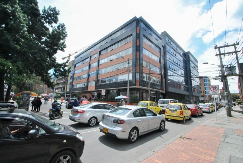 Oficina en arriendo Cundinamarca Bogotá El Espartillal 65 m2 Habitaciones 0 Baños 2 Garajes 2 Precio $4876000