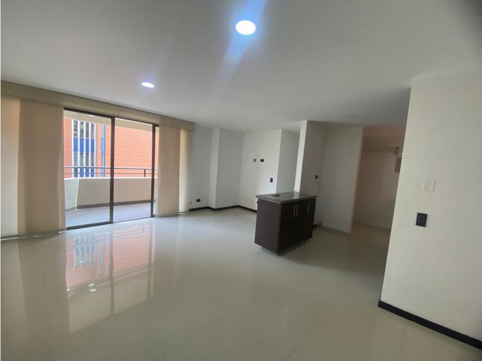 Apartamento en arriendo Antioquia Medellín La Pilarica 88 m2 Habitaciones 3 Baños 2 Garajes 1 Precio $3500000