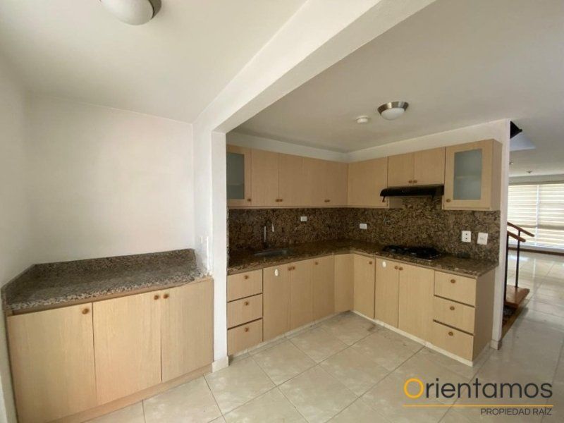 Casa en arriendo Antioquia Rionegro Belchite 128 m2 Habitaciones 4 Baños 3 Garajes 1 Precio $3500000