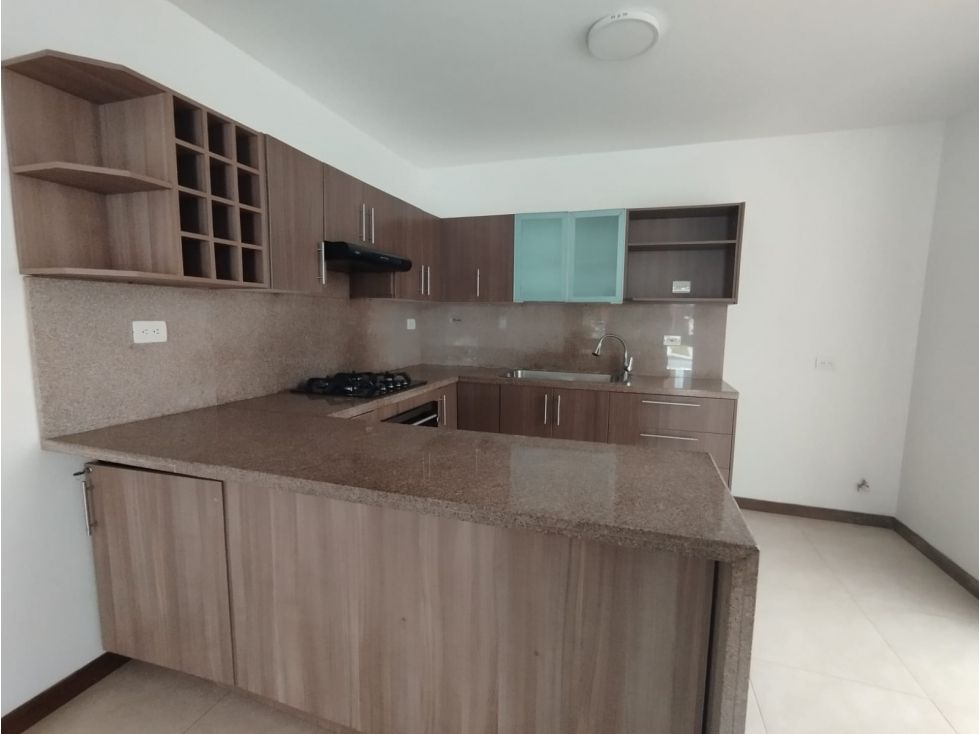 Casa en arriendo Antioquia La Ceja San Cayetano 135 m2 Habitaciones 3 Baños 3 Garajes 1 Precio $3700000