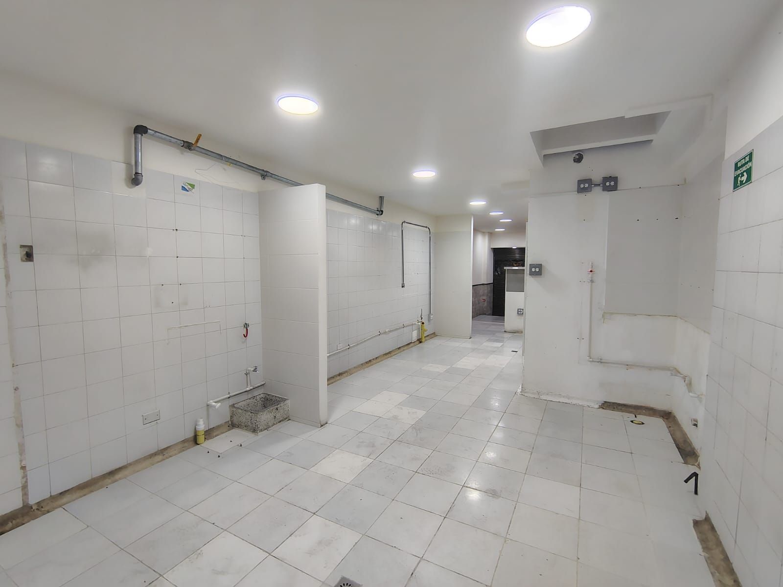 Local en arriendo Antioquia Medellín La Aguacatala 50 m2 Habitaciones 0 Baños 0 Garajes 0 Precio $13400000