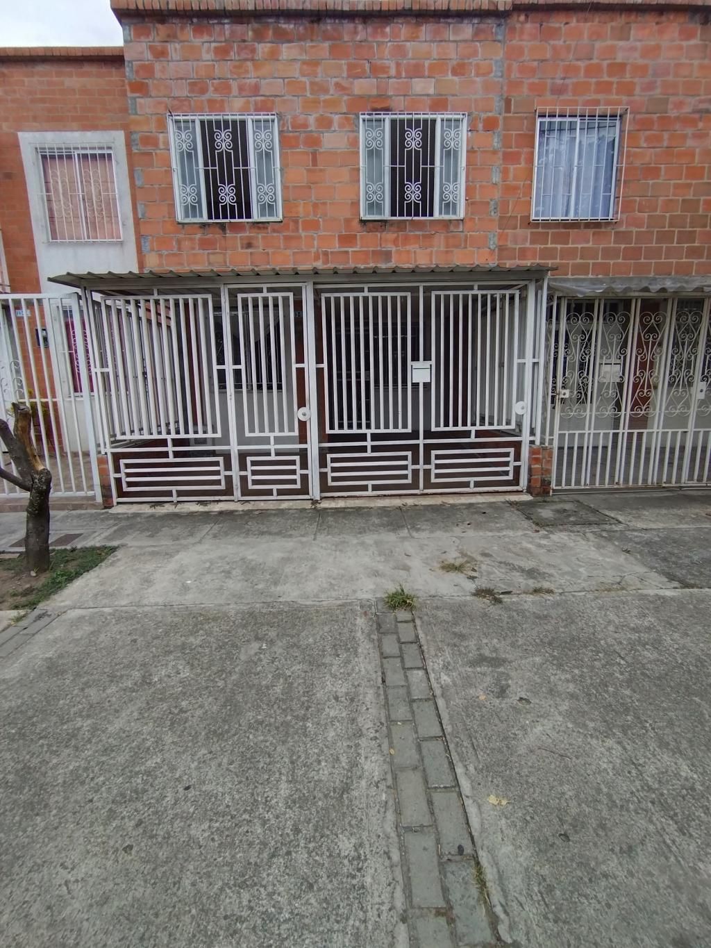 Casa en arriendo Valle Del Cauca Palmira Urbanización El Campestre 100 m2 Habitaciones 4 Baños 3 Garajes 1 Precio $1250000