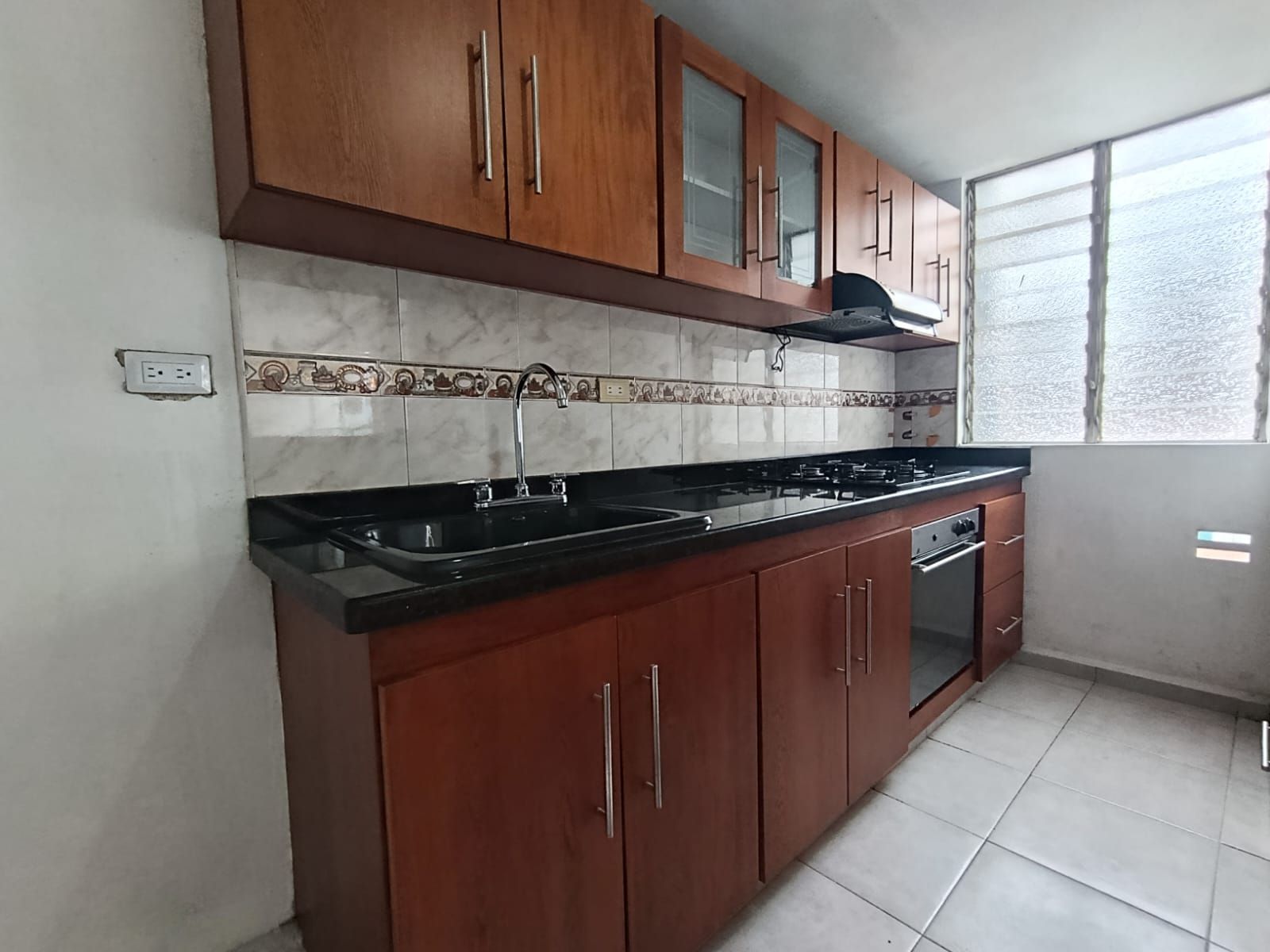 Apartamento en arriendo Cundinamarca Bogotá La Soledad Norte 80 m2 Habitaciones 3 Baños 2 Garajes 1 Precio $3000000