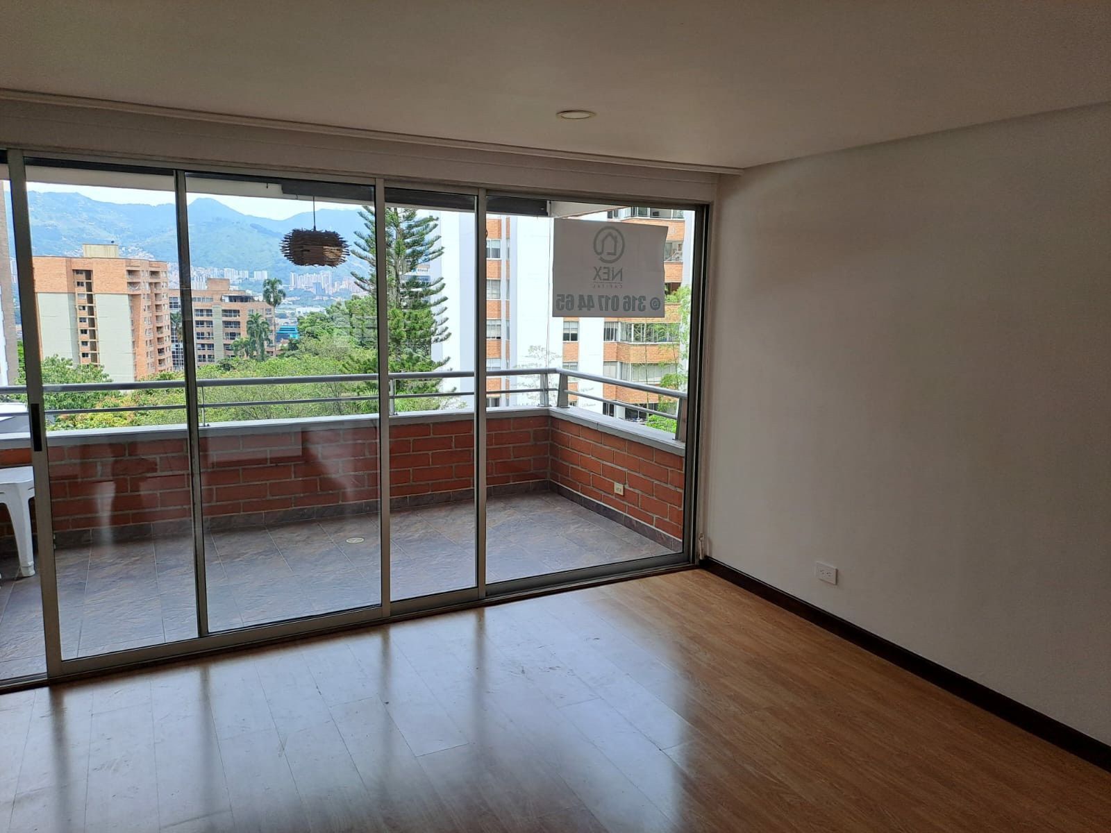 Apartamento en arriendo Antioquia Medellín Castropol 124 m2 Habitaciones 3 Baños 3 Garajes 1 Precio $6300000