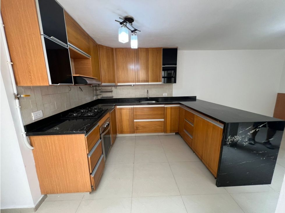 Casa en arriendo Antioquia La Estrella Ub Bavaria 150 m2 Habitaciones 4 Baños 3 Garajes 2 Precio $5300000