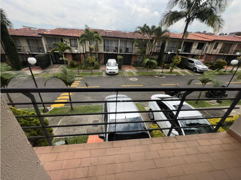 Casa en arriendo Antioquia La Estrella Ub Bavaria 150 m2 Habitaciones 4 Baños 3 Garajes 2 Precio $5300000