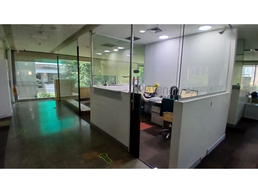 Oficina en arriendo Antioquia Medellín Los Balsos No2 310 m2 Habitaciones 0 Baños 0 Garajes 10 Precio $27500000