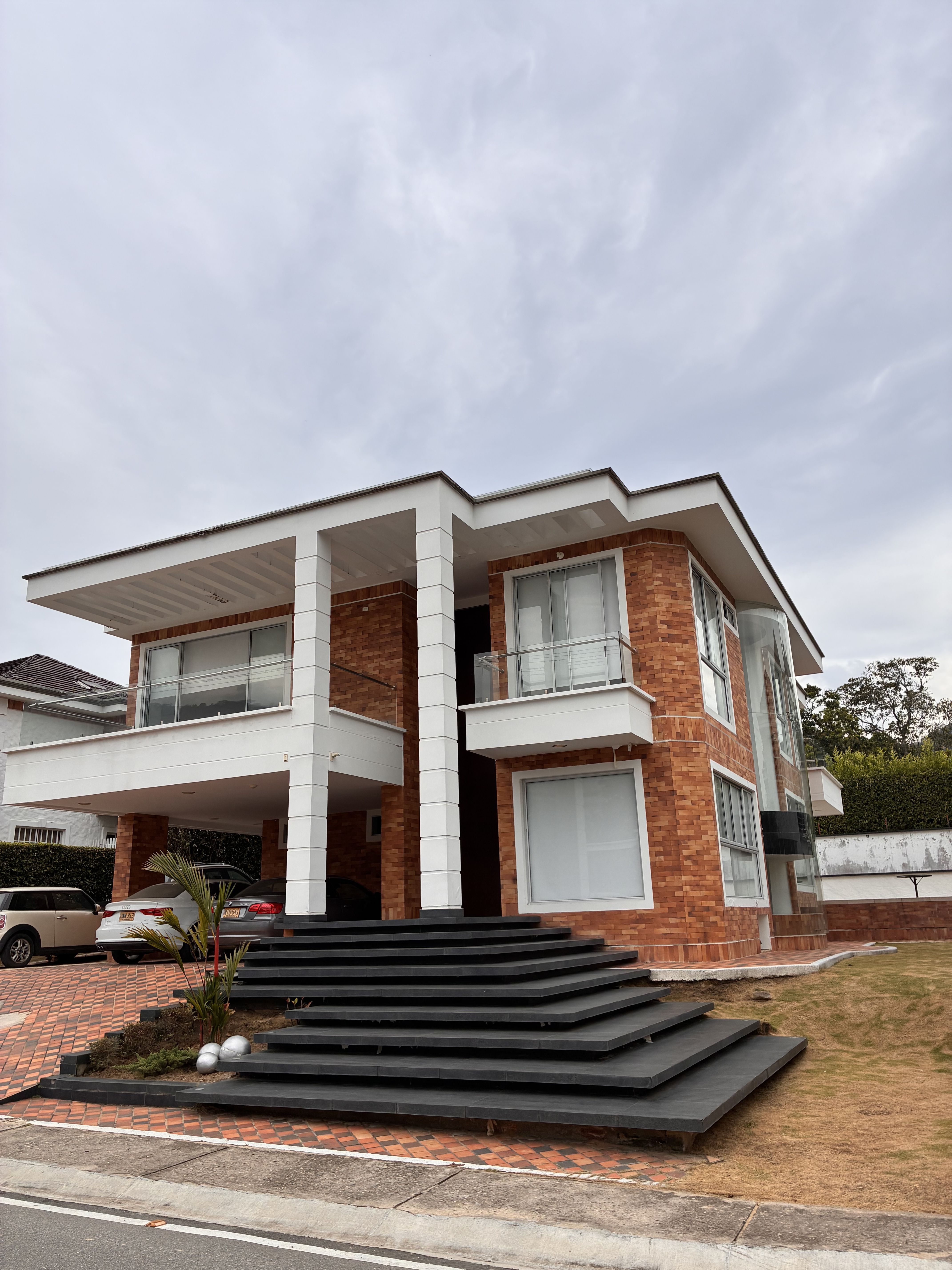 Casa en arriendo Santander Piedecuesta Cn Terrazas De Menzuli 250 m2 Habitaciones 4 Baños 5 Garajes 6 Precio $12500000