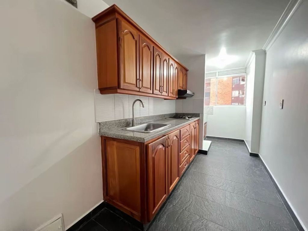 Apartamento en arriendo Antioquia Medellín Los Balsos No2 90 m2 Habitaciones 2 Baños 2 Garajes 1 Precio $3700000