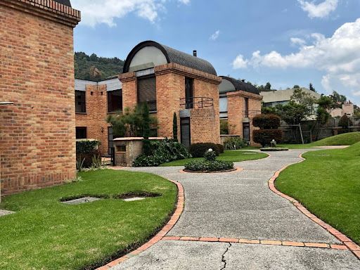 Casa Campestre en venta Cundinamarca Bogotá San José De Bavaria 262 m2 Habitaciones 4 Baños 5 Garajes 2 Precio $1920000000