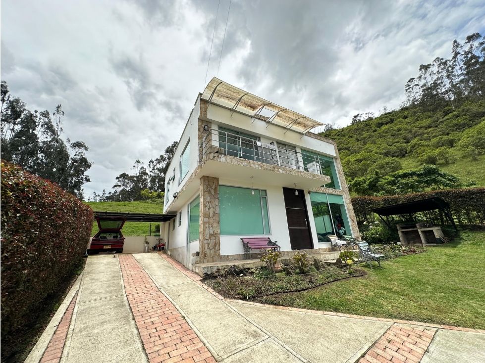 Casa Campestre en venta Cundinamarca La Calera La Portada 180 m2 Habitaciones 4 Baños 4 Garajes 4 Precio $850000000