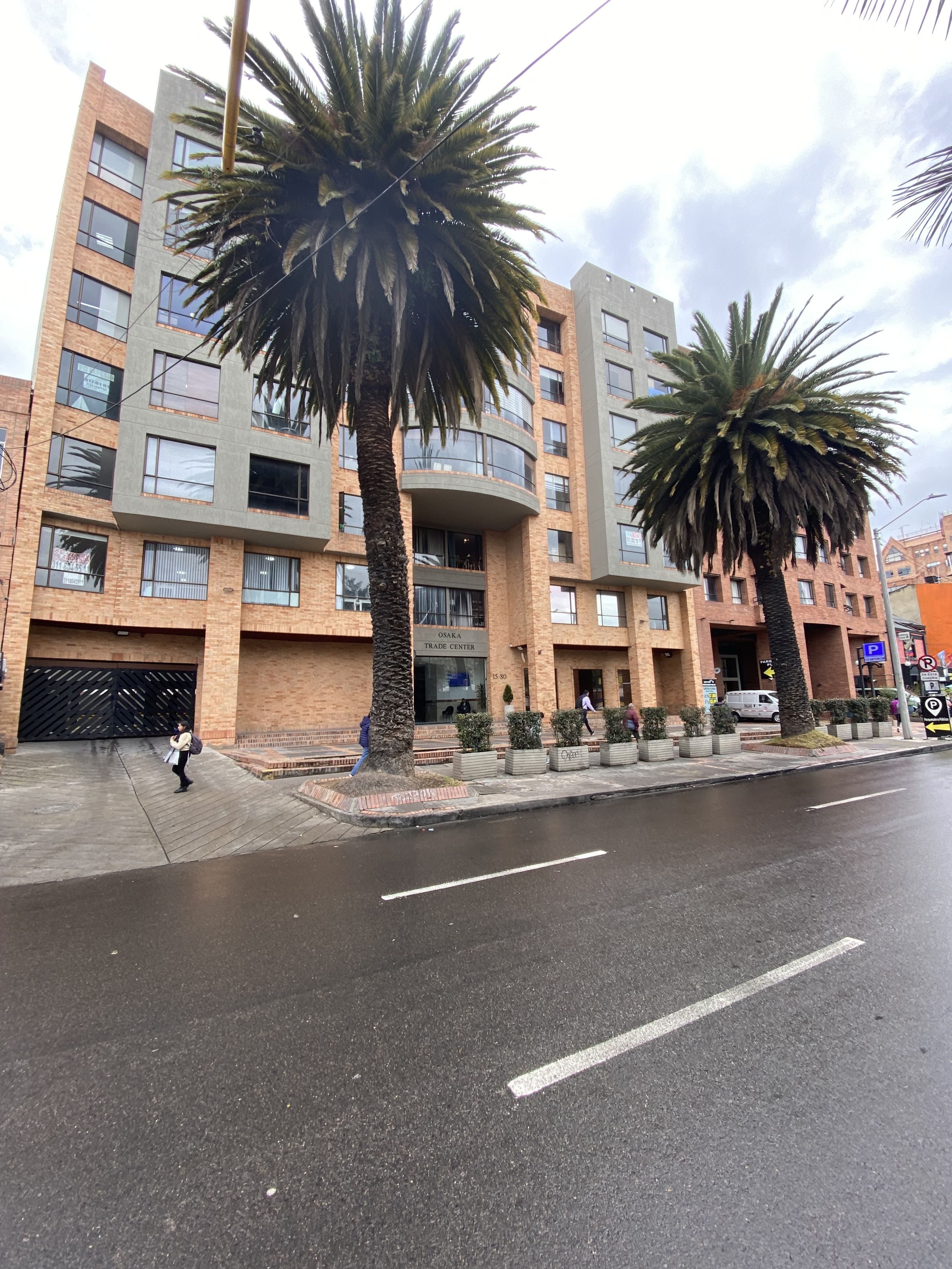 Oficina en arriendo Cundinamarca Bogotá La Porciuncula 30 m2 Habitaciones 0 Baños 1 Garajes 1 Precio $1800000