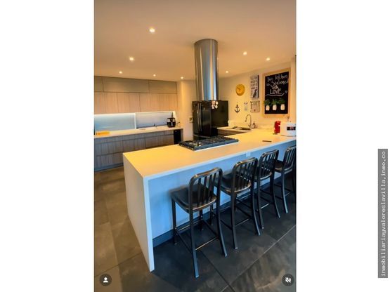 Apartamento en venta Antioquia Envigado La Mesa 267 m2 Habitaciones 4 Baños 3 Garajes 2 Precio $2350000000