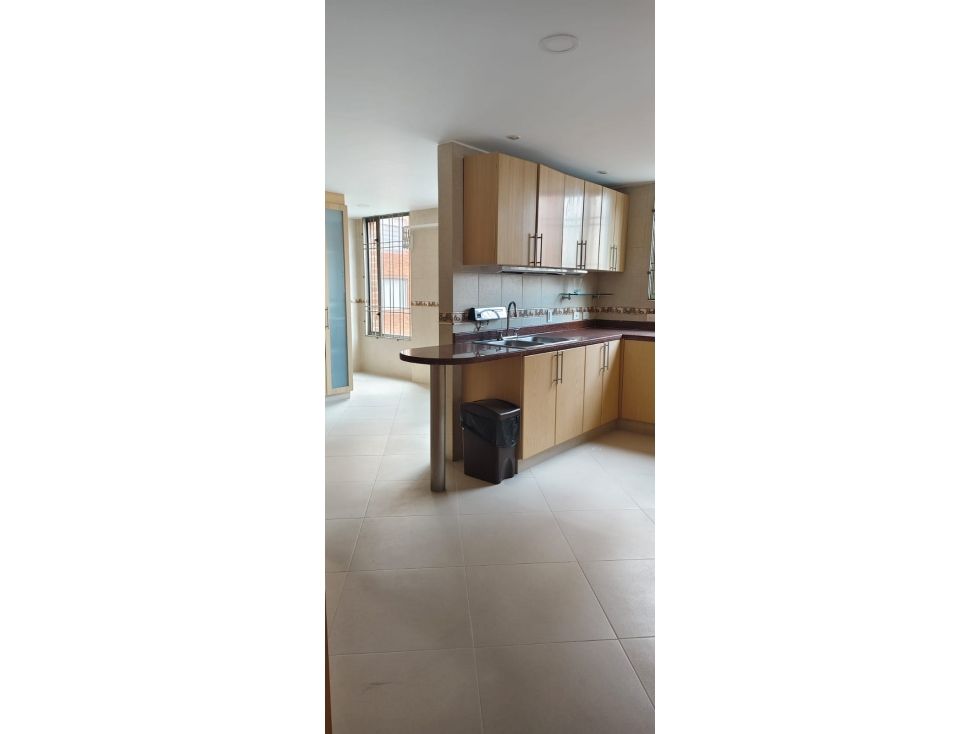 Apartamento en venta Cundinamarca Bogotá Pelodo Del Contry 211 m2 Habitaciones 3 Baños 4 Garajes 3 Precio $1400000000