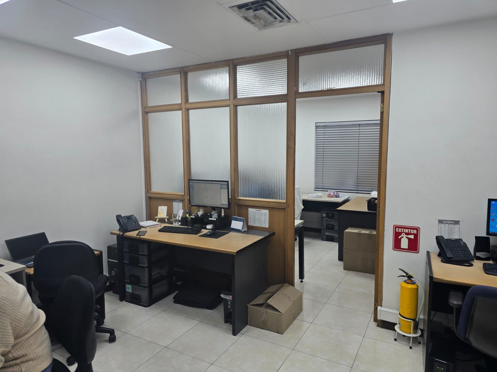 Oficina en venta Antioquia Medellín San Diego 60 m2 Habitaciones 0 Baños 1 Garajes 4 Precio $600000000