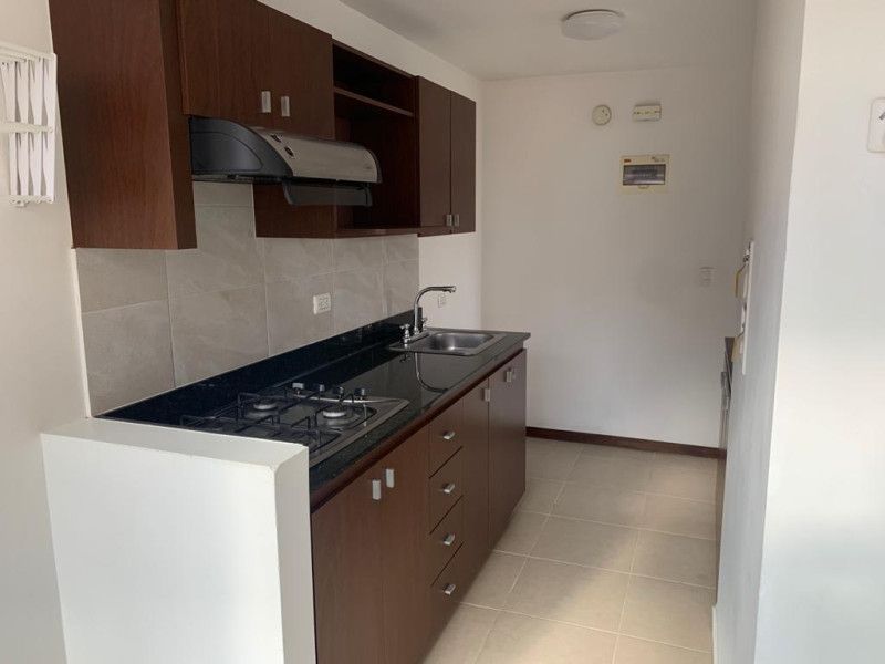 Apartamento en arriendo Antioquia Envigado El Esmeraldal 68 m2 Habitaciones 2 Baños 2 Garajes 2 Precio $3600000