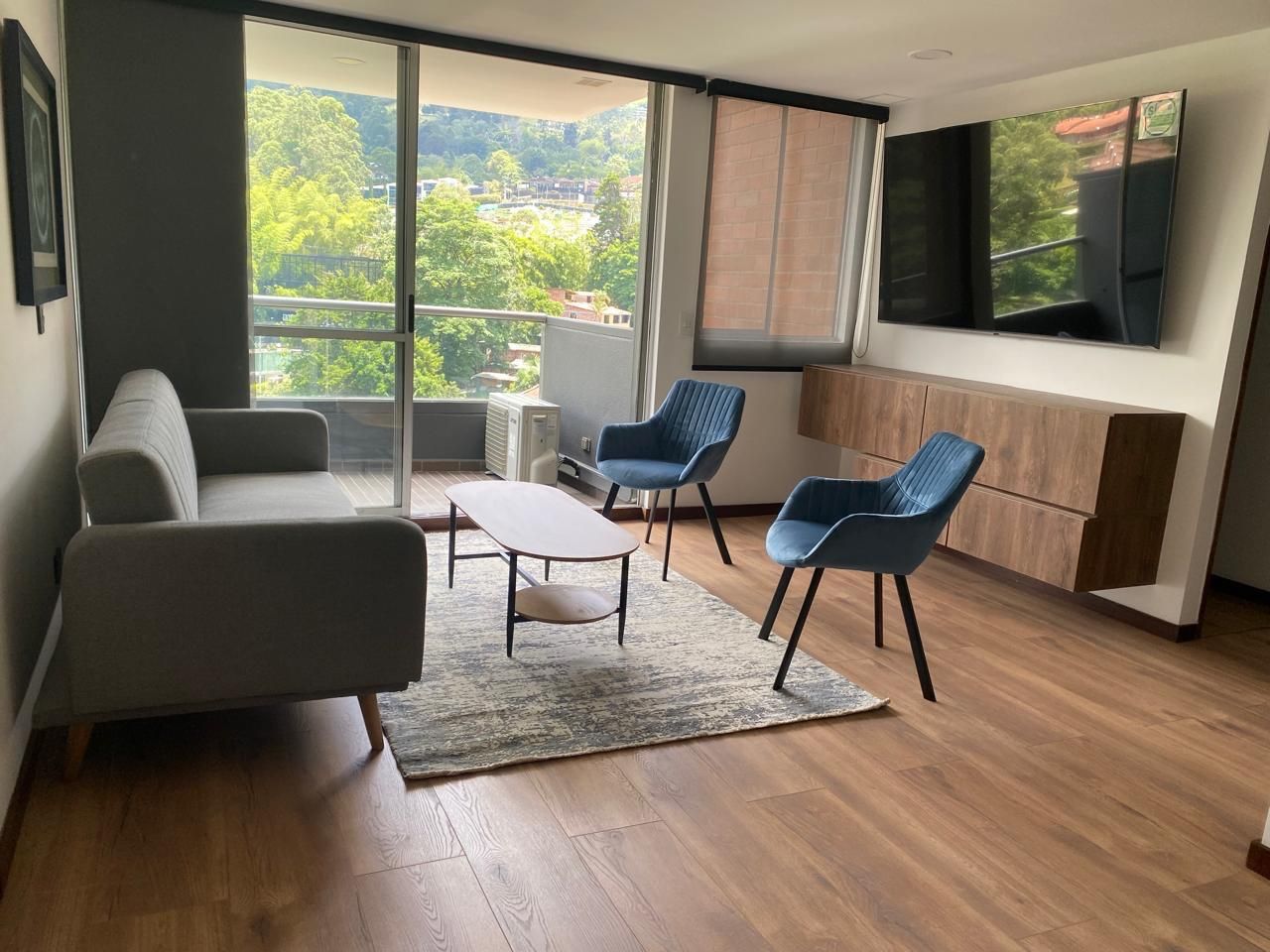 Apartamento en arriendo Antioquia Envigado Mont Juic 64 m2 Habitaciones 2 Baños 2 Garajes 1 Precio $5200000