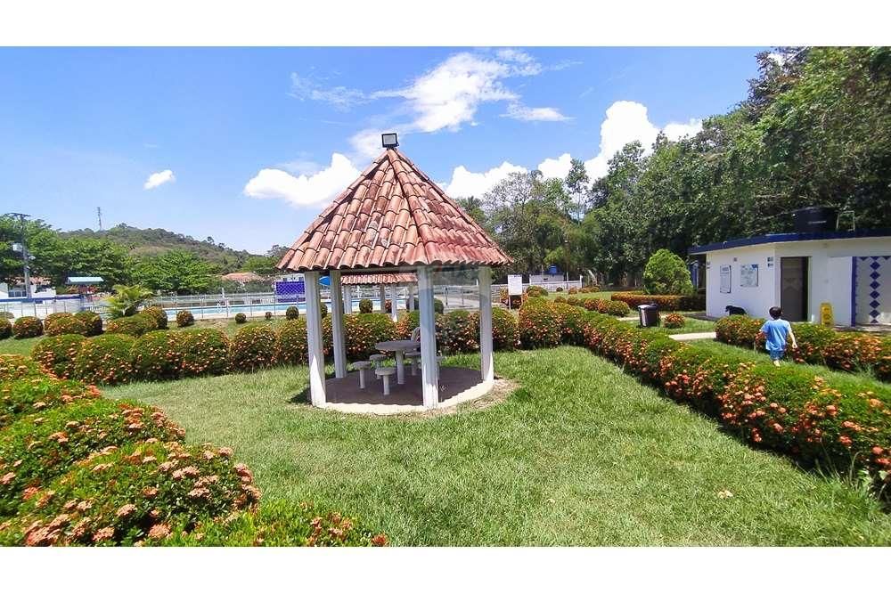 Casa en venta Tolima Melgar Las Palmas 199 m2 Habitaciones 4 Baños 2 Garajes 4 Precio $680000000