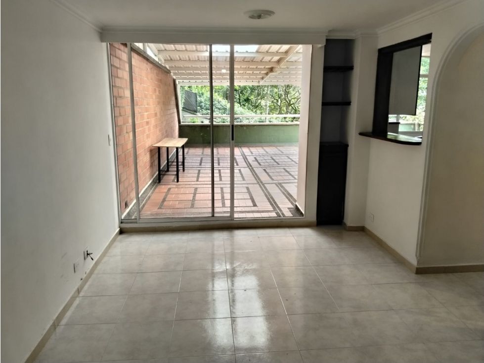 Apartamento en arriendo Antioquia Medellín Medellín 120 m2 Habitaciones 2 Baños 2 Garajes 1 Precio $3600000