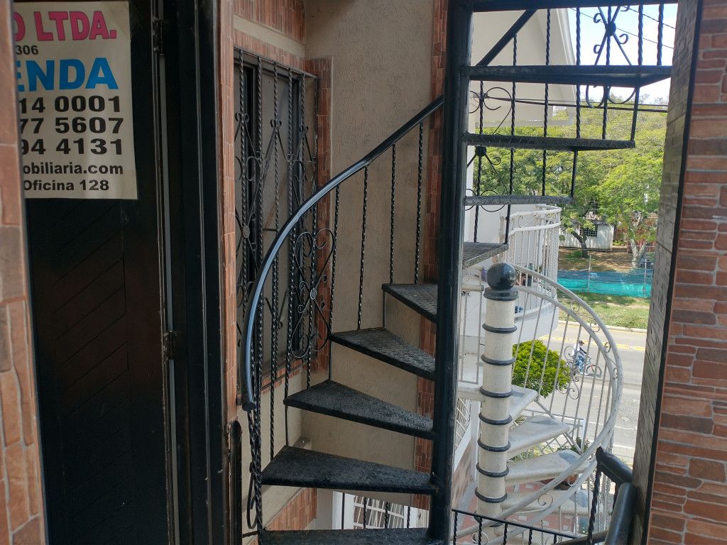 Apartamento en arriendo Valle Del Cauca Cali Quintas De Salomia 50 m2 Habitaciones 2 Baños 1 Garajes 0 Precio $600000