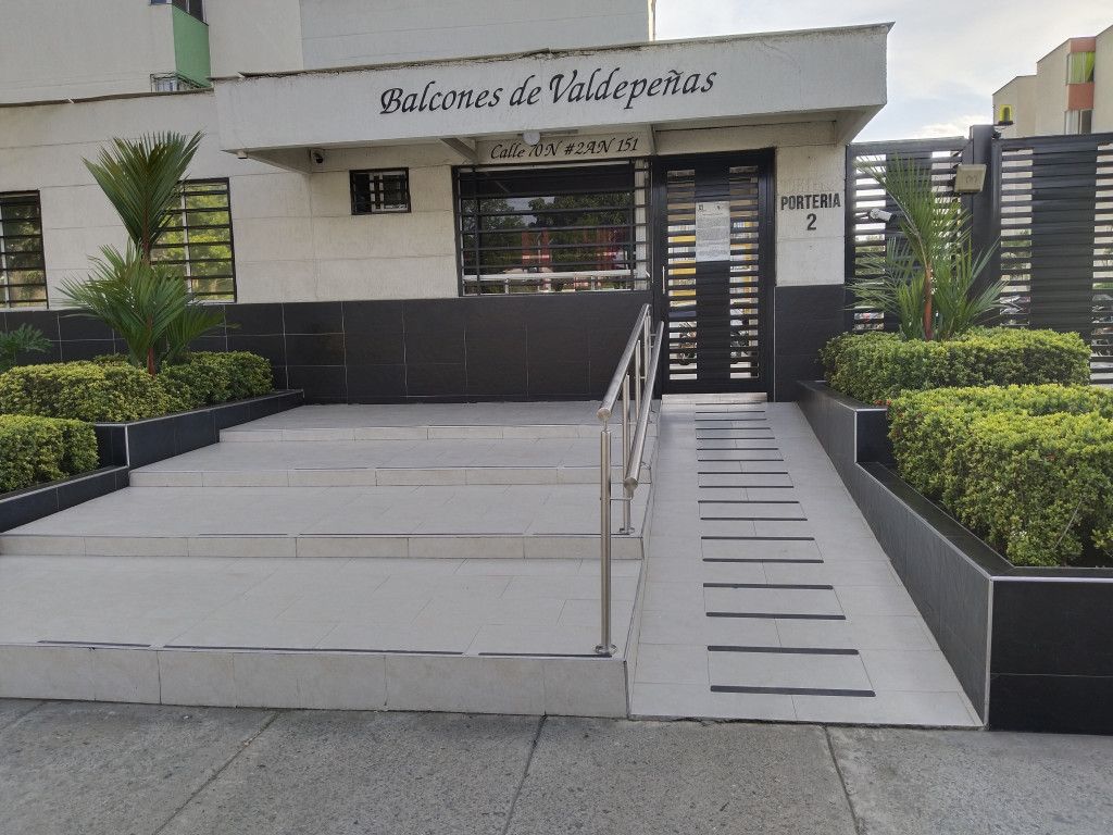 Apartamento en arriendo Valle Del Cauca Cali Ciudad Los Álamos 55 m2 Habitaciones 2 Baños 2 Garajes 0 Precio $1620000