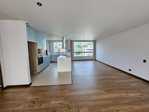 Apartamento en arriendo Antioquia Medellín San Lucas 210 m2 Habitaciones 3 Baños 3 Garajes 2 Precio $12000000