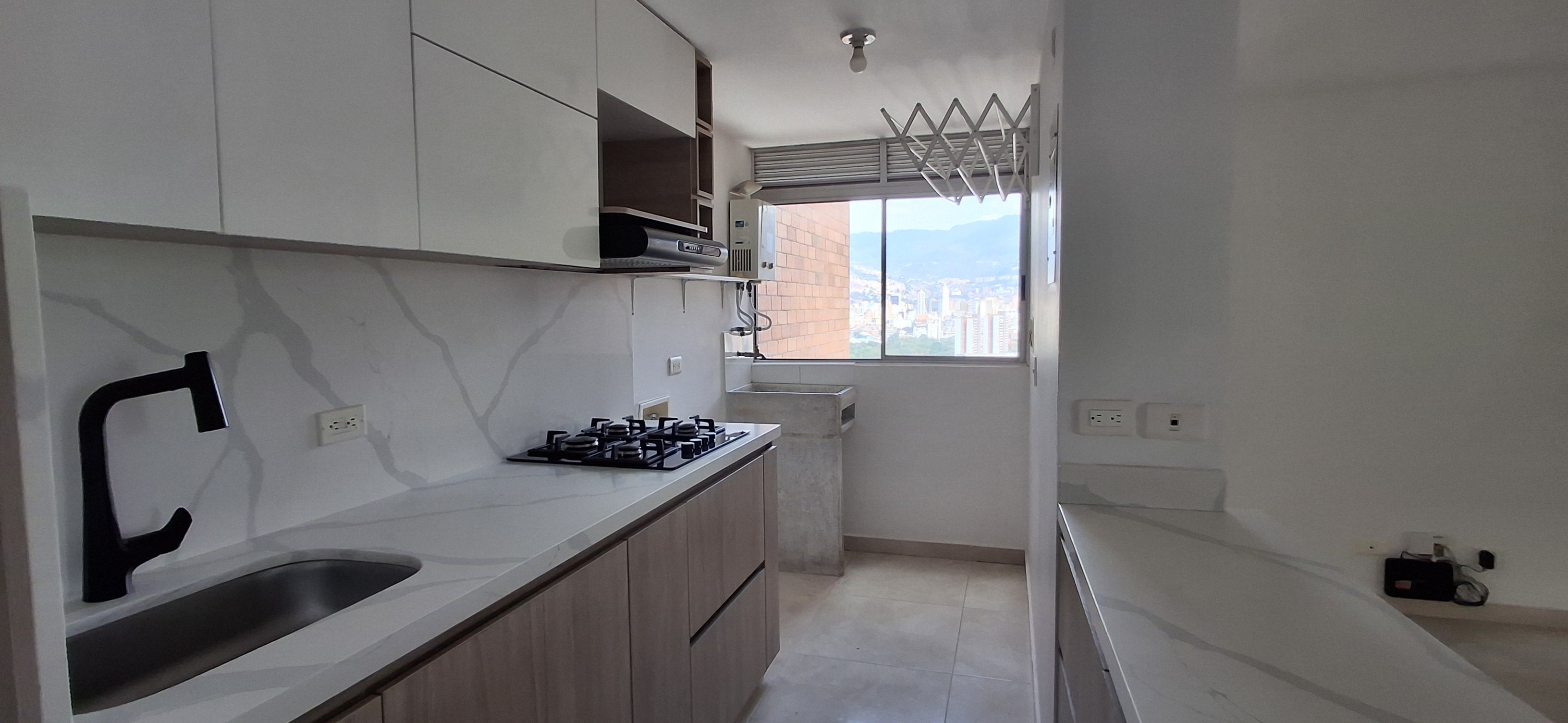 Apartamento en arriendo Antioquia Medellín Cuarta Brigada 68 m2 Habitaciones 2 Baños 2 Garajes 1 Precio $3400000