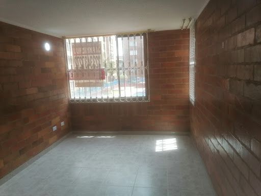 Apartamento en arriendo Cundinamarca Bogotá Calandaima 44 m2 Habitaciones 3 Baños 1 Garajes 0 Precio $1100000