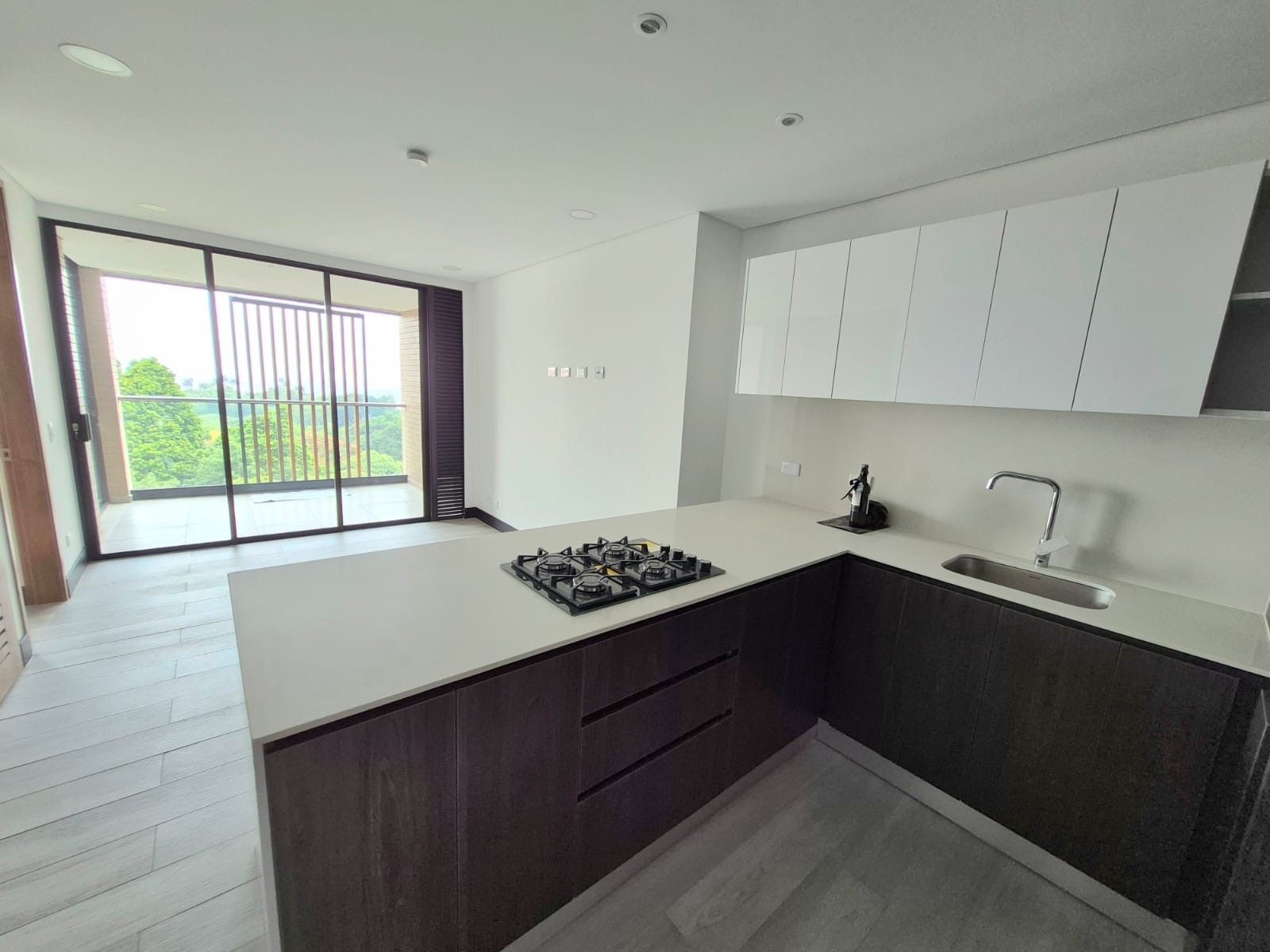 Apartaestudio en arriendo Valle Del Cauca Cali Arboledas 62 m2 Habitaciones 1 Baños 2 Garajes 1 Precio $3500000