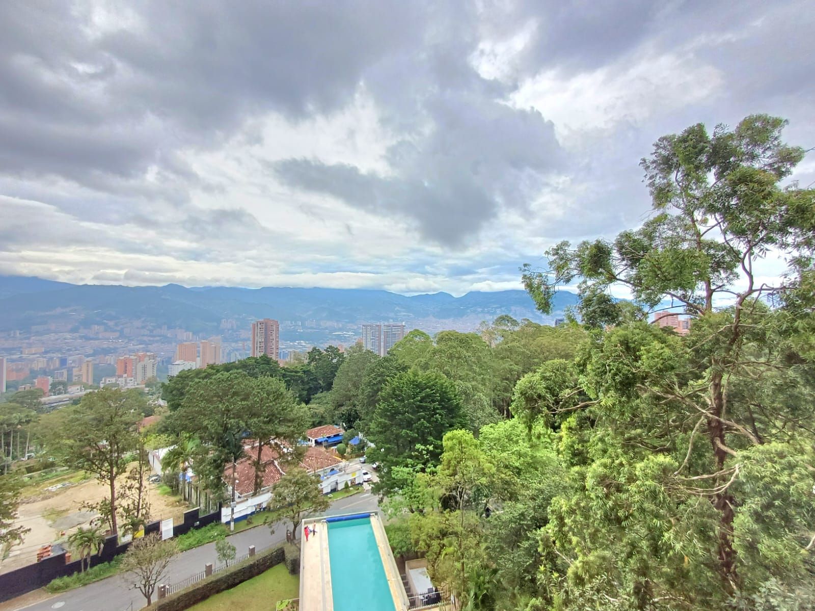 Apartamento en arriendo Antioquia Medellín Los Balsos No2 181 m2 Habitaciones 3 Baños 3 Garajes 2 Precio $11000000