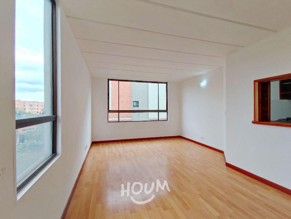 Apartamento en arriendo Cundinamarca Bogotá Portales Del Norte 70 m2 Habitaciones 3 Baños 2 Garajes 1 Precio $2400000