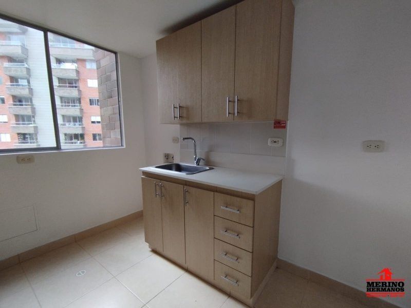 Apartamento en arriendo Antioquia Envigado El Chinguí 73 m2 Habitaciones 3 Baños 2 Garajes 1 Precio $3500000