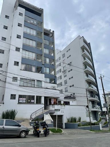 Apartamento en venta Risaralda Pereira Los Alpes 100 m2 Habitaciones 2 Baños 2 Garajes 1 Precio $500000000