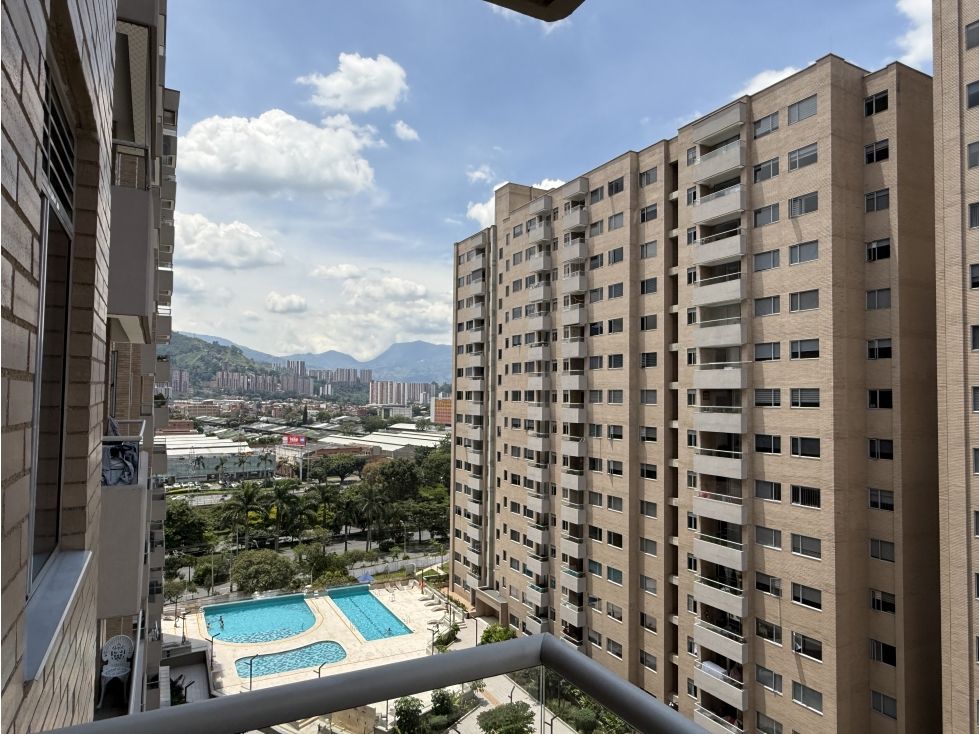 Apartamento en arriendo Antioquia Envigado Las Vegas 74 m2 Habitaciones 3 Baños 2 Garajes 1 Precio $3800000