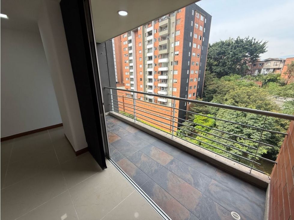 Apartamento en arriendo Antioquia Envigado Uribe Ángel 95 m2 Habitaciones 2 Baños 2 Garajes 2 Precio $3500000