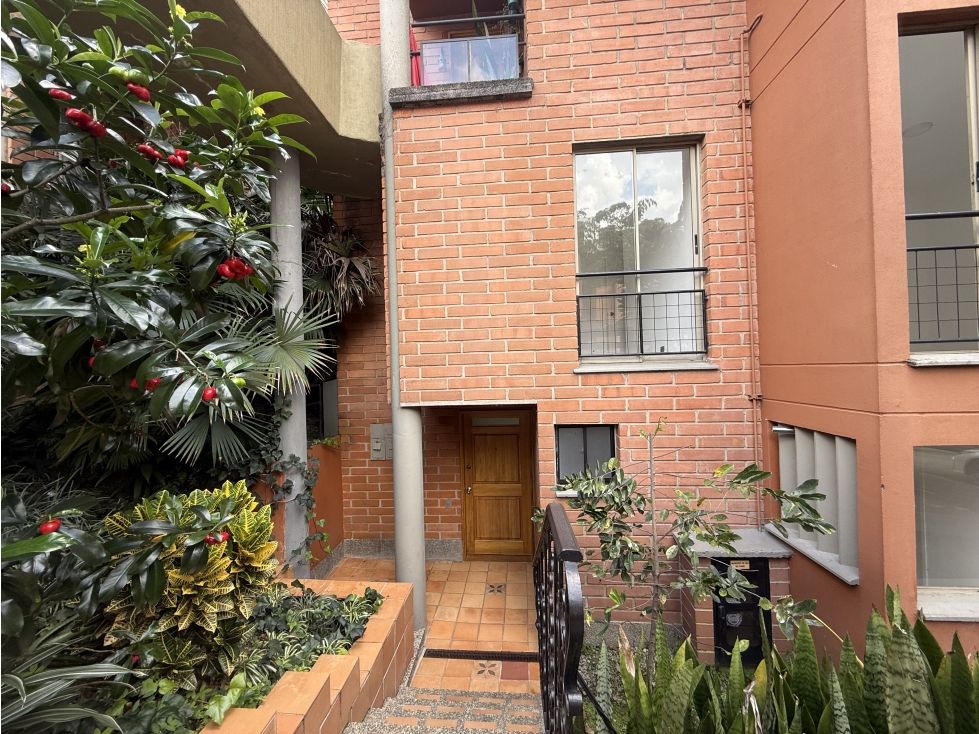 Casa en arriendo Antioquia Medellín Los Balsos No2 147 m2 Habitaciones 3 Baños 3 Garajes 2 Precio $6500000