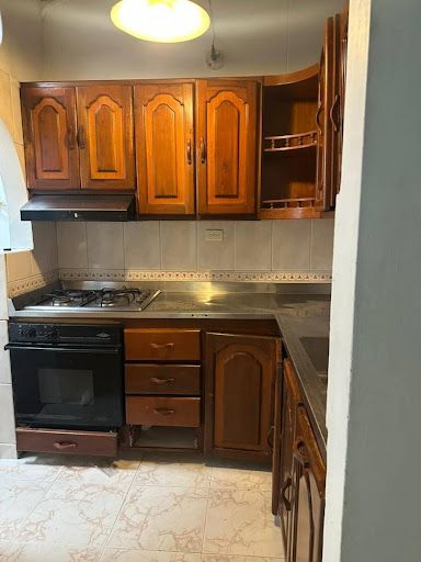 Apartamento en arriendo Antioquia Medellín La Gloria 70 m2 Habitaciones 3 Baños 2 Garajes 1 Precio $2250000