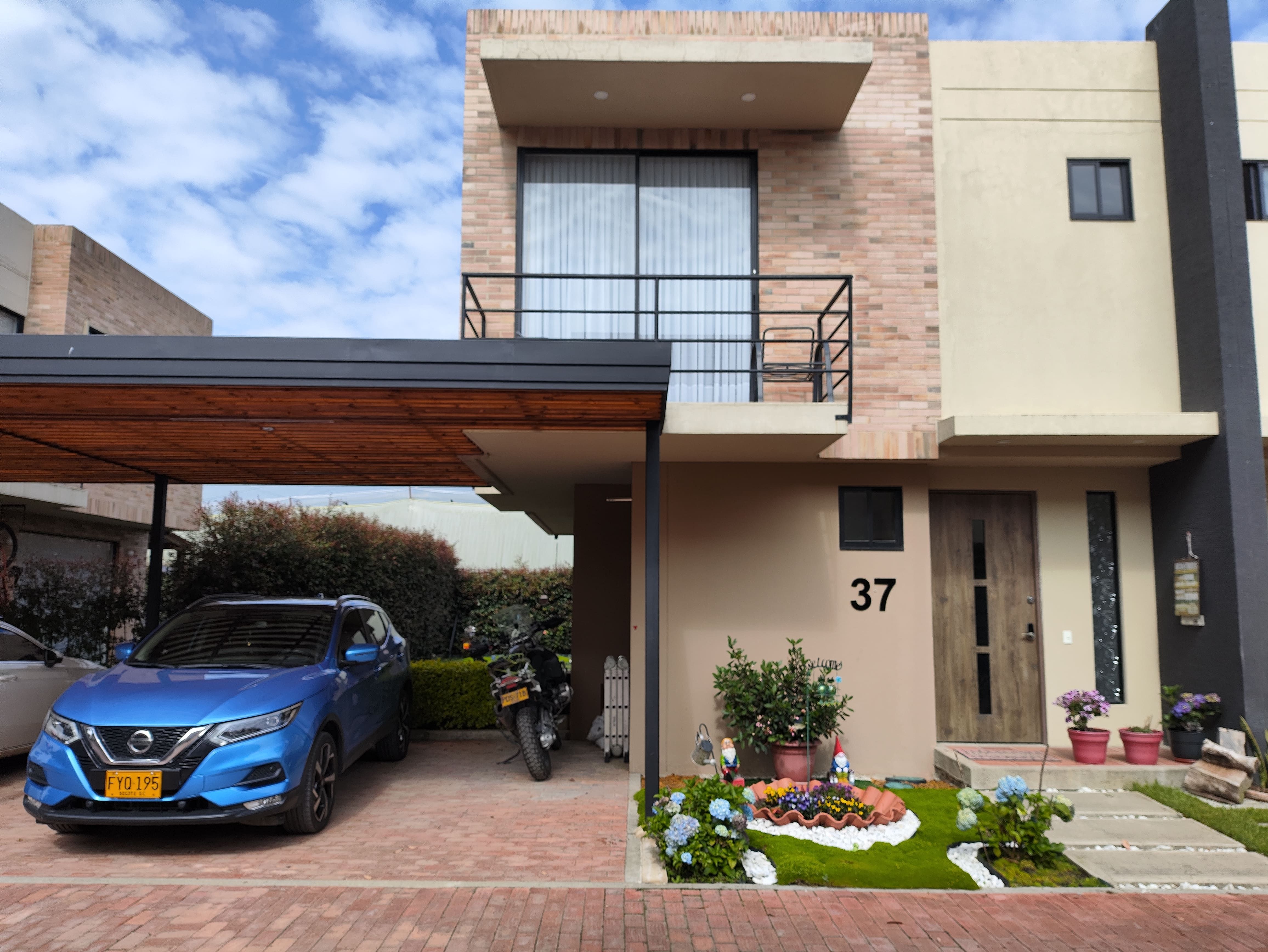 Casa Campestre en venta Cundinamarca Chía Cr Villa Laura 125 m2 Habitaciones 3 Baños 4 Garajes 2 Precio $950000000