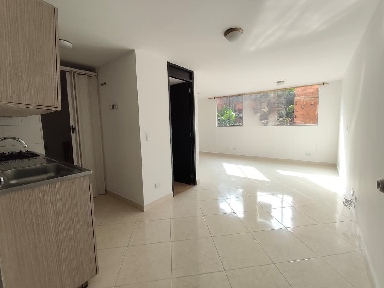 Apartaestudio en arriendo Antioquia Medellín La Mansion 20 m2 Habitaciones 1 Baños 1 Garajes 0 Precio $1200000