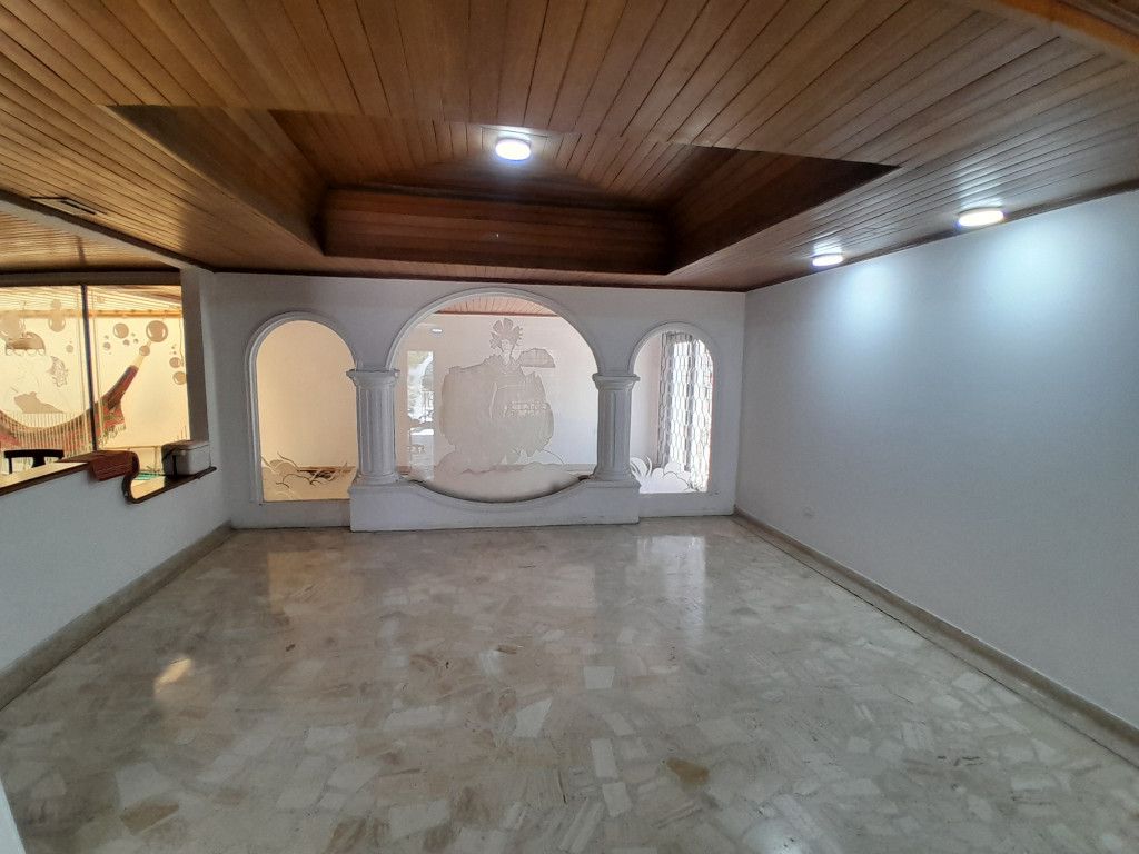 Casa en arriendo Atlántico Barranquilla Nuevo Horizonte 550 m2 Habitaciones 4 Baños 4 Garajes 5 Precio $7000000