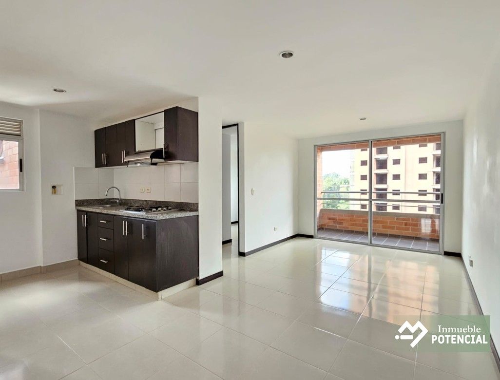 Apartamento en arriendo Antioquia Rionegro Santa Ana 70 m2 Habitaciones 3 Baños 2 Garajes 2 Precio $2500000