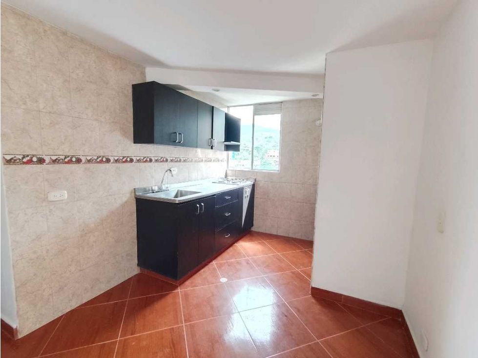 Apartamento en arriendo Antioquia Medellín Villa Tina 50 m2 Habitaciones 3 Baños 2 Garajes 0 Precio $1900000