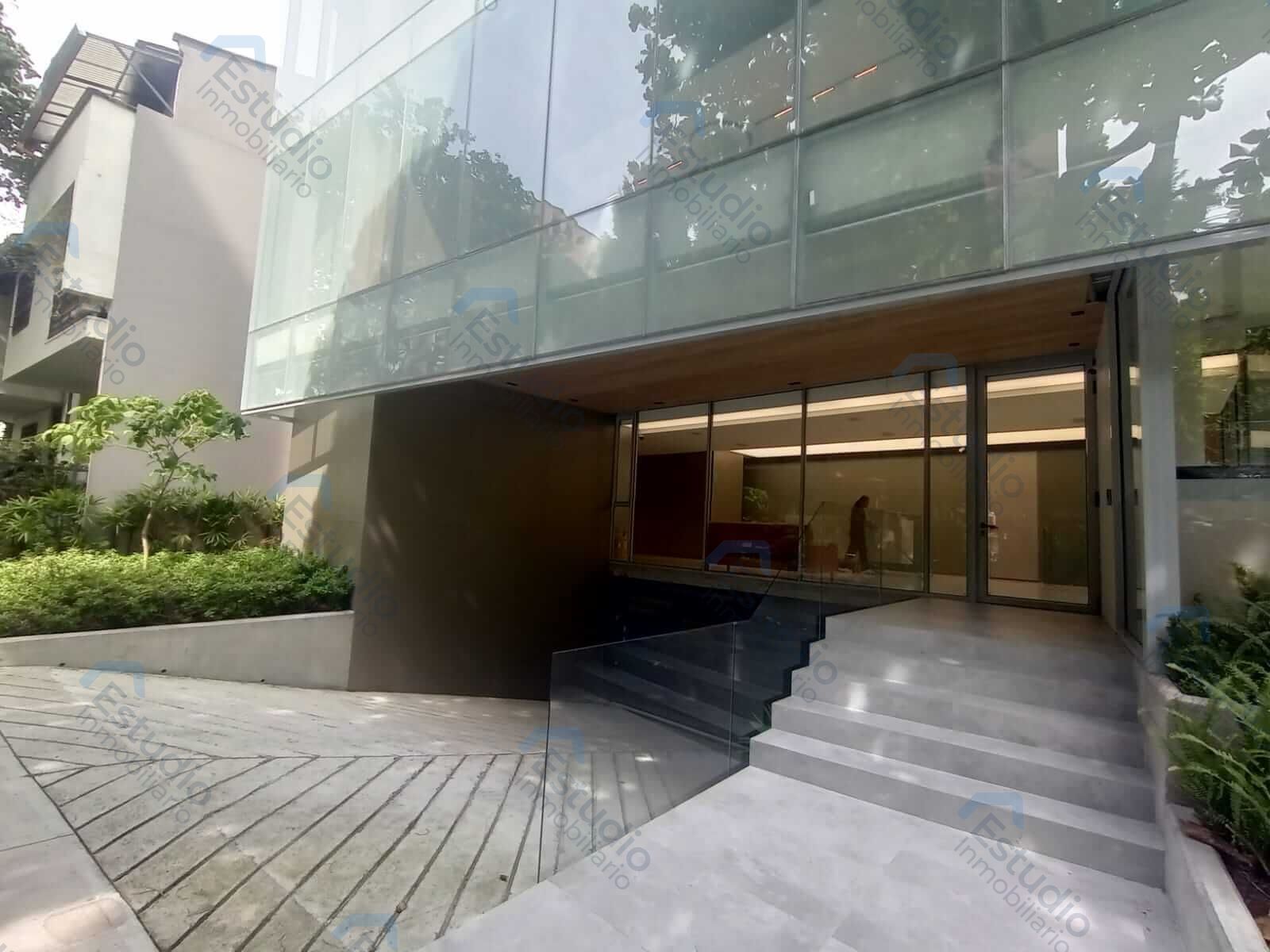 Oficina en arriendo Antioquia Medellín El Velodromo 270 m2 Habitaciones 0 Baños 2 Garajes 1 Precio $30000000