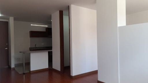 Apartaestudio en venta Cundinamarca Bogotá Pardo Rubio 40 m2 Habitaciones 1 Baños 2 Garajes 1 Precio $370000000